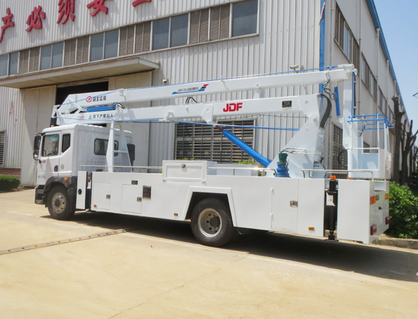東風22米高空作業車