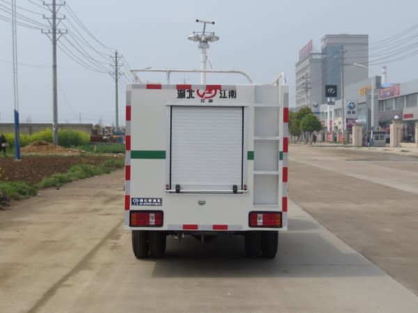 凱馬2噸森林消防車