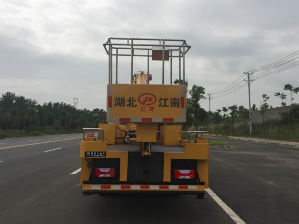 躍進20米伸縮臂高空作業車