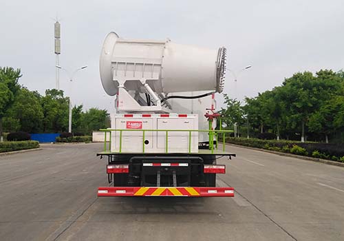 KLF5180TDYE6型多功能抑塵車