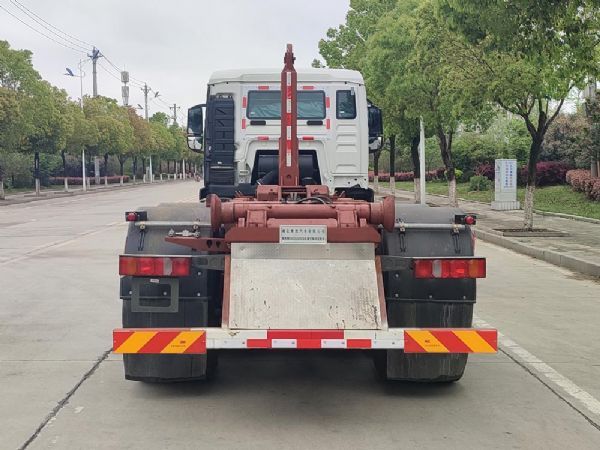 CSC5256ZXXZ6型車廂可卸式垃圾車