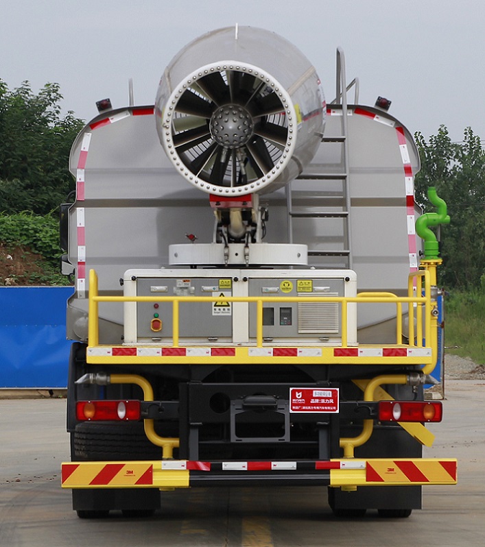 KLF5181TDYX6型多功能抑塵車