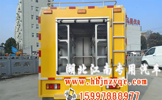 五十鈴搶險救援車